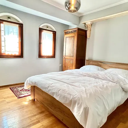 C.1 Elia Old_town Apartment *